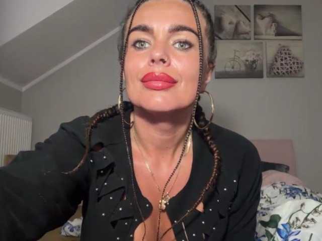 LUSTjenny live cam preview