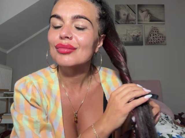LUSTjenny live cam on BongaCams