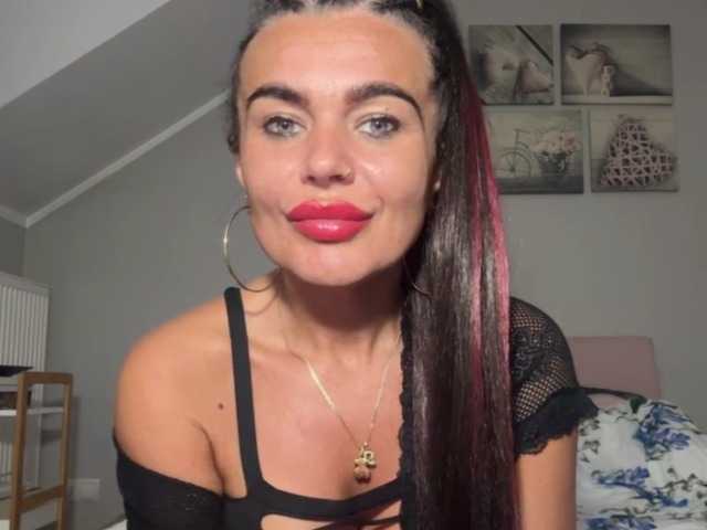 LUSTjenny live cam on BongaCams