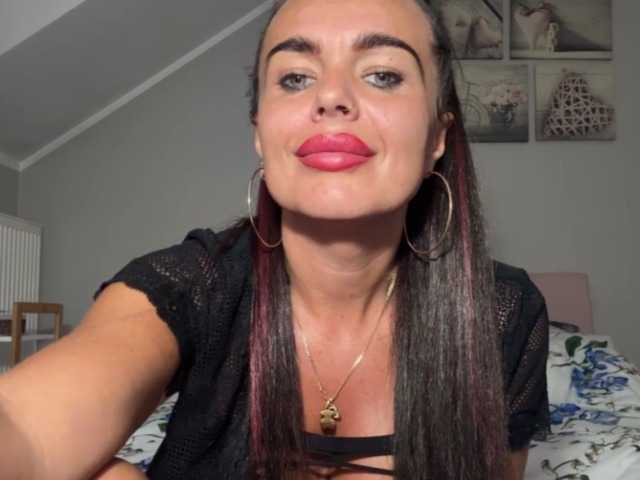 LUSTjenny live cam on BongaCams