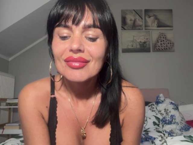 LUSTjenny live cam on BongaCams