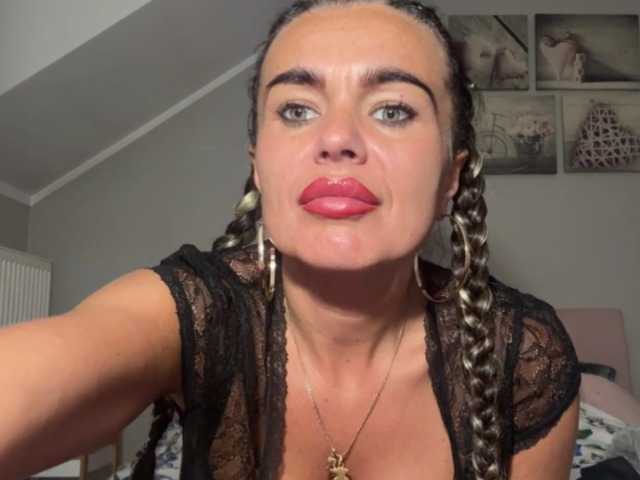 LUSTjenny live cam on BongaCams