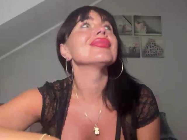 LUSTjenny live cam on BongaCams