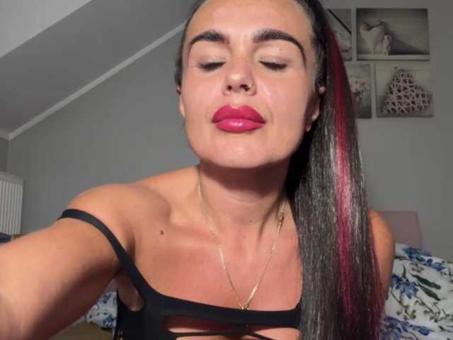 LUSTjenny live cam on BongaCams