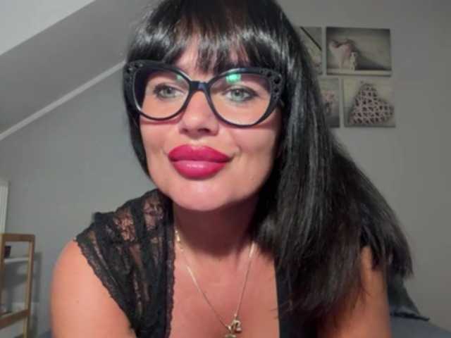LUSTjenny live cam on BongaCams