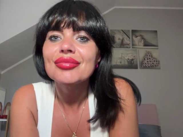 LUSTjenny live cam on BongaCams