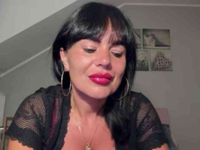LUSTjenny webcam