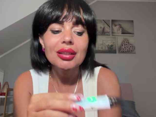 LUSTjenny webcam