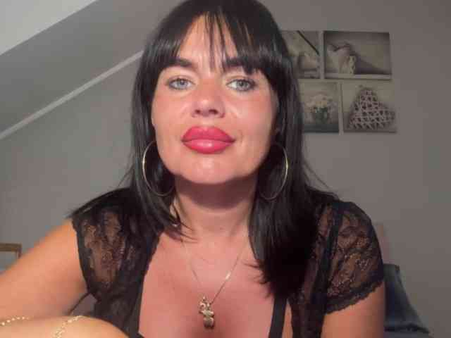 LUSTjenny webcam