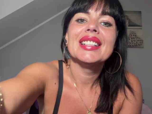 LUSTjenny webcam