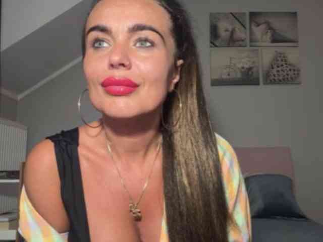 LUSTjenny webcam