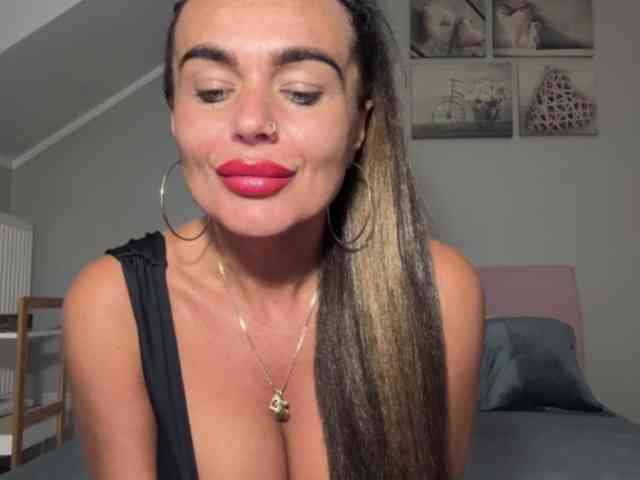 LUSTjenny webcam