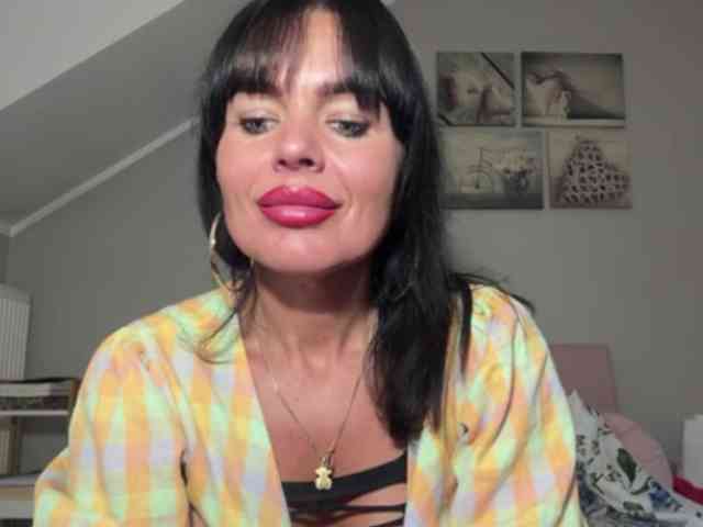LUSTjenny webcam