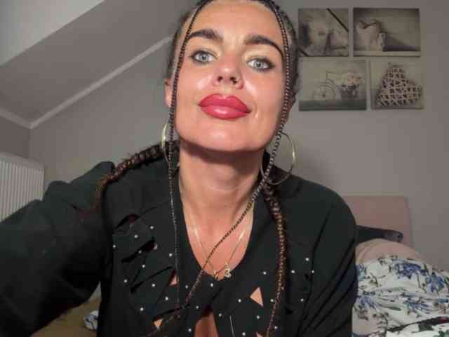 LUSTjenny webcam