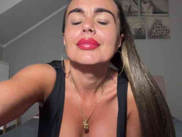 LUSTjenny webcam