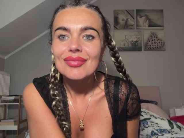 LUSTjenny webcam