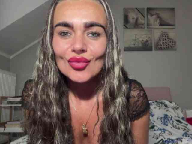 LUSTjenny webcam