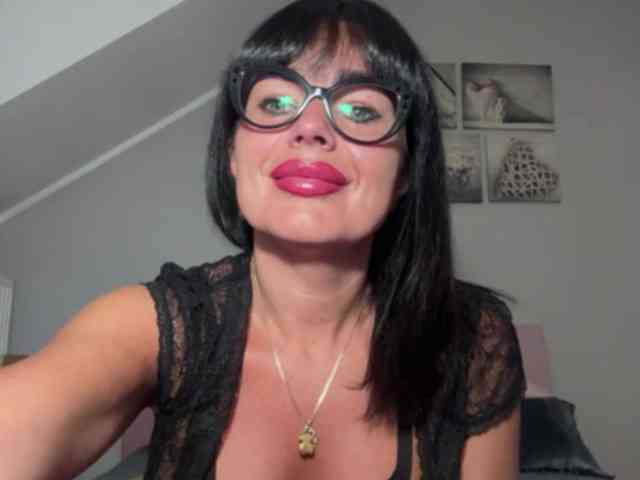 LUSTjenny webcam