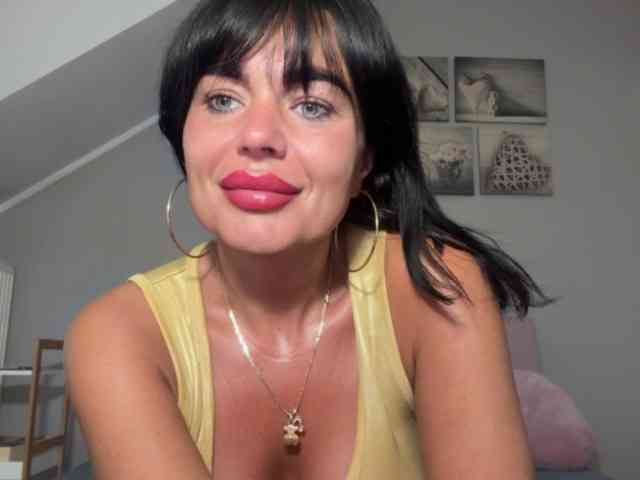 LUSTjenny webcam