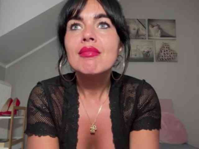 LUSTjenny webcam