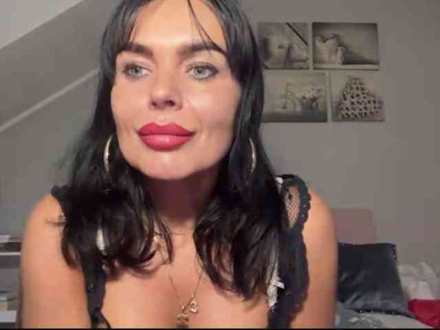 LUSTjenny webcam