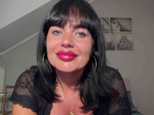 LUSTjenny webcam
