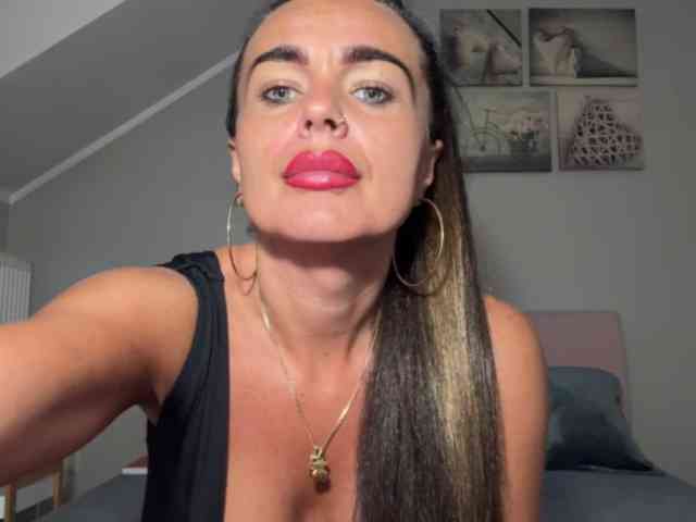LUSTjenny webcam