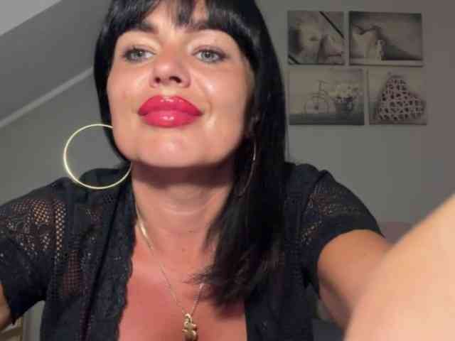 LUSTjenny webcam