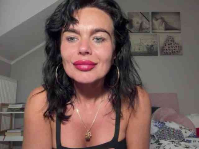 LUSTjenny webcam