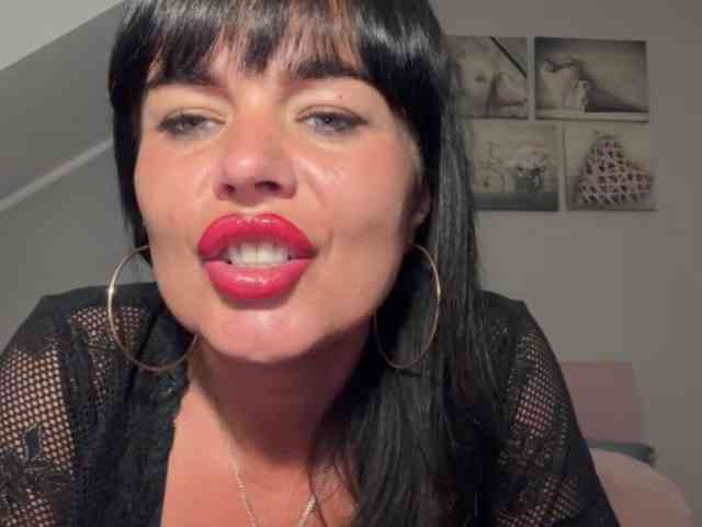 LUSTjenny webcam