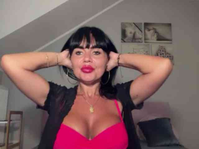 LUSTjenny webcam