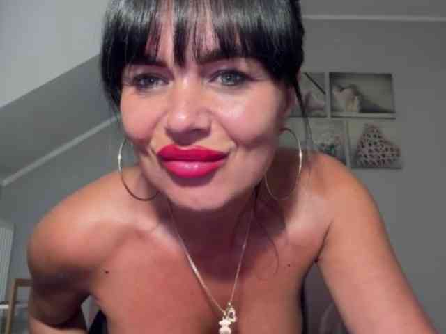 LUSTjenny webcam