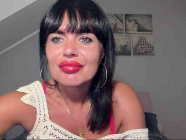 LUSTjenny webcam