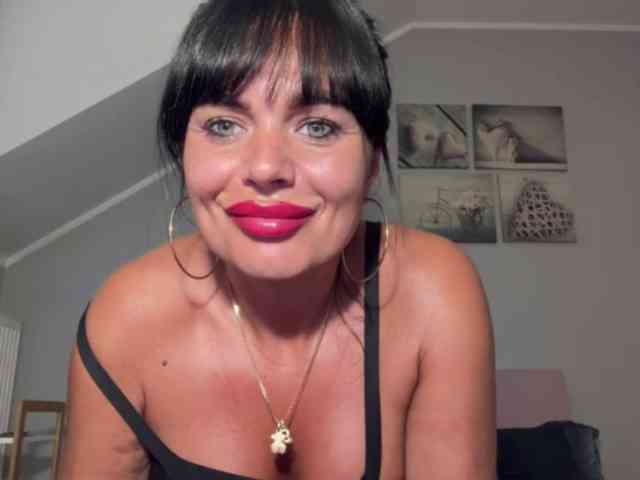 LUSTjenny webcam