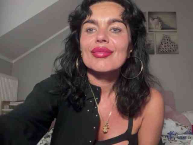 LUSTjenny webcam