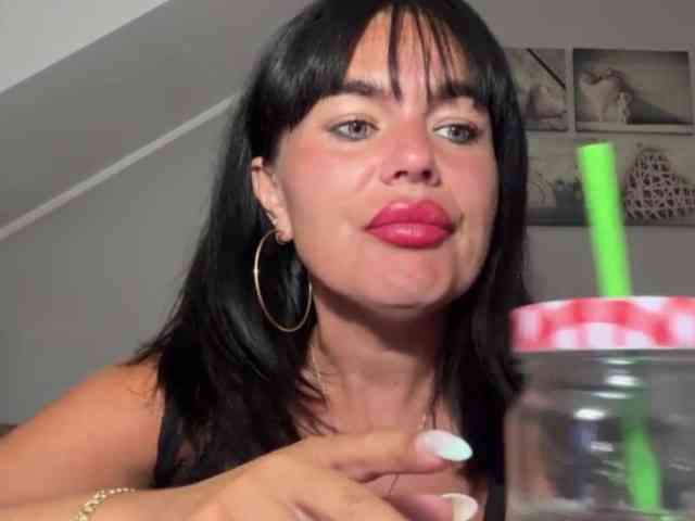 LUSTjenny webcam