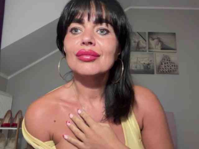 LUSTjenny webcam