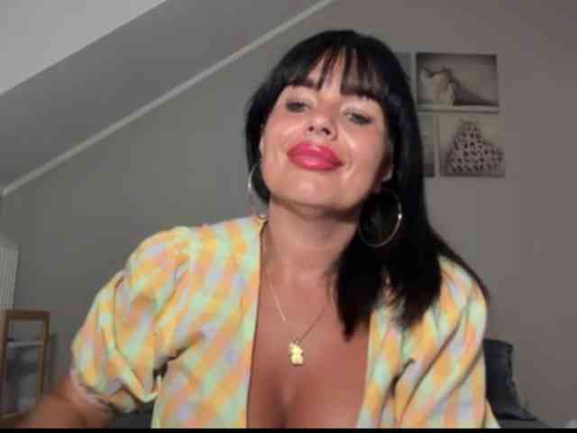 LUSTjenny webcam