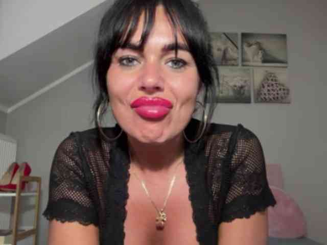 LUSTjenny webcam