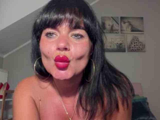 LUSTjenny webcam