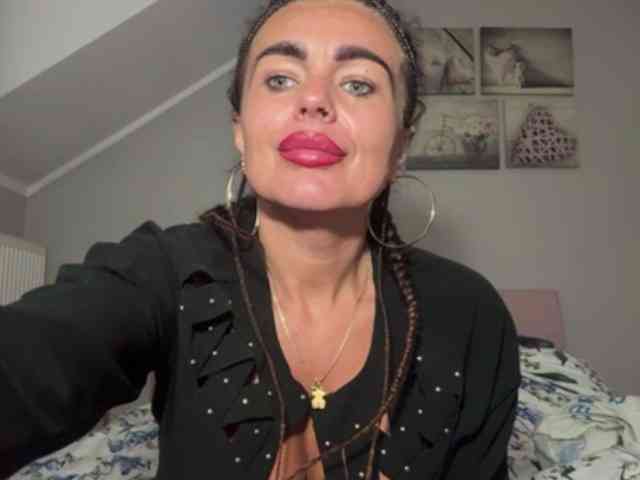 LUSTjenny webcam