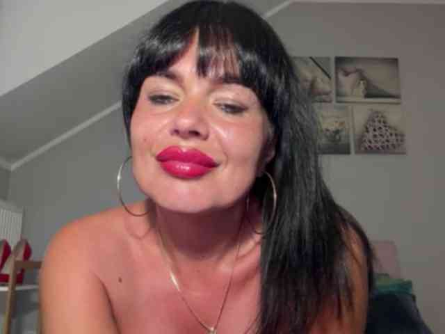 LUSTjenny webcam