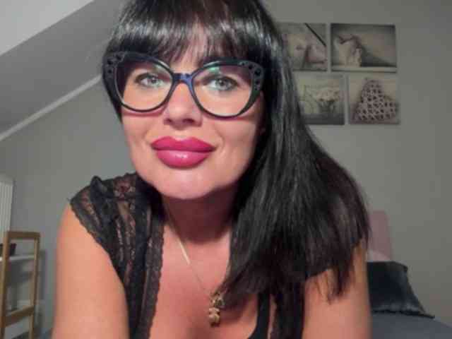 LUSTjenny webcam