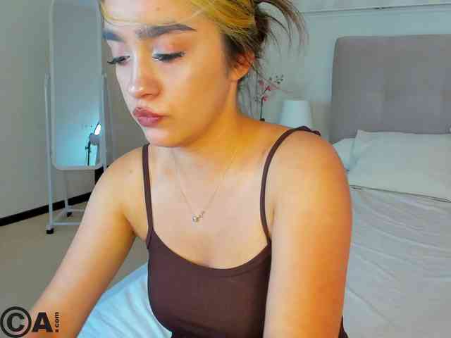 Barbara-Rogers webcam