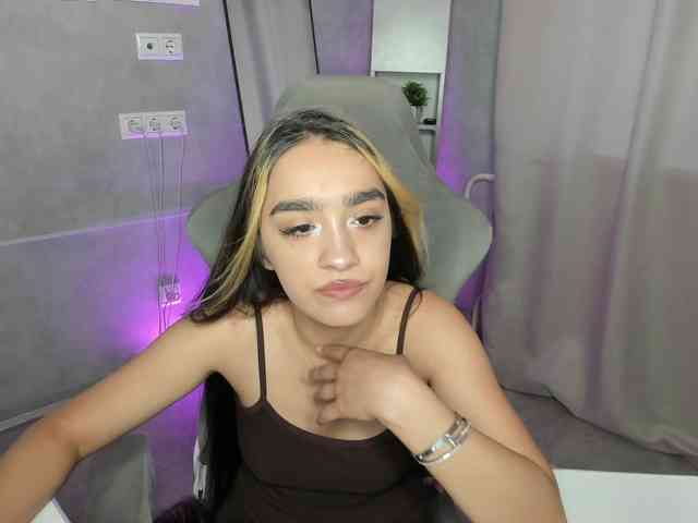 Barbara-Rogers webcam