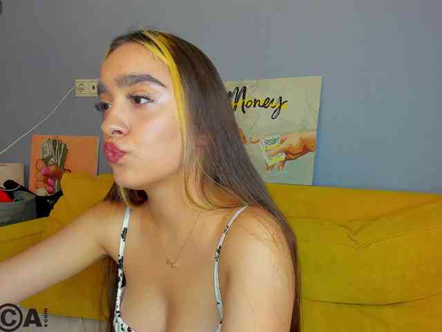 Barbara-Rogers webcam