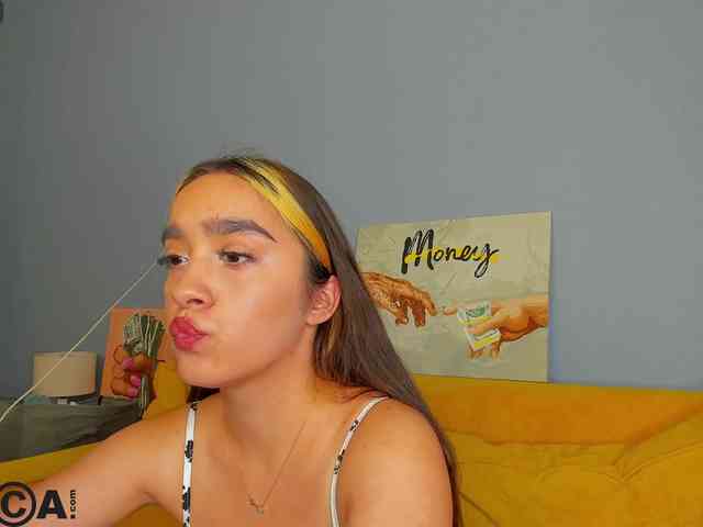 Barbara-Rogers webcam