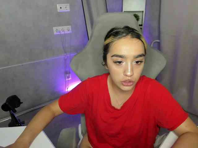 Barbara-Rogers webcam