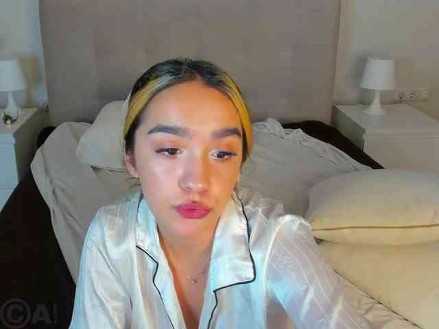 Barbara-Rogers webcam