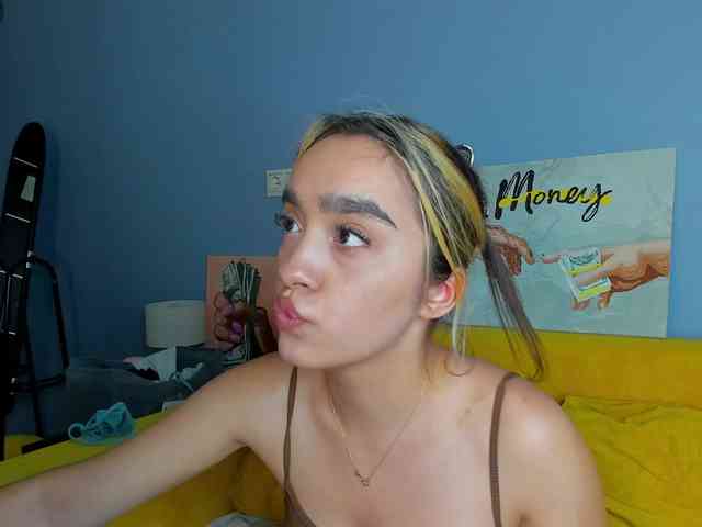 Barbara-Rogers webcam